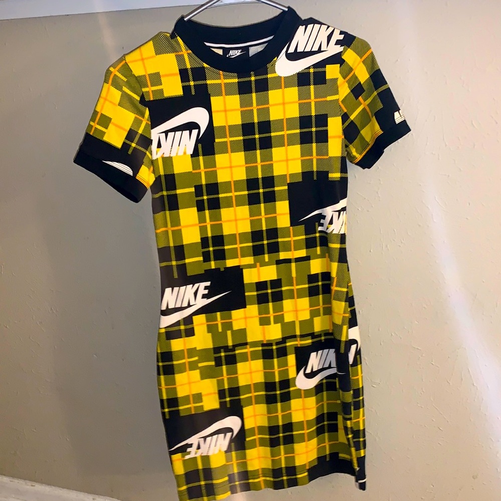 Nike dress (🍒PLEASE 2 all WHO SUPPORTS MY VISION 🫂RATE&comment/&love+notes 🎁